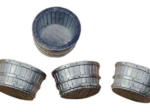 4 BAQUETS en BOIS pour EAU de PLUIE, échelle O