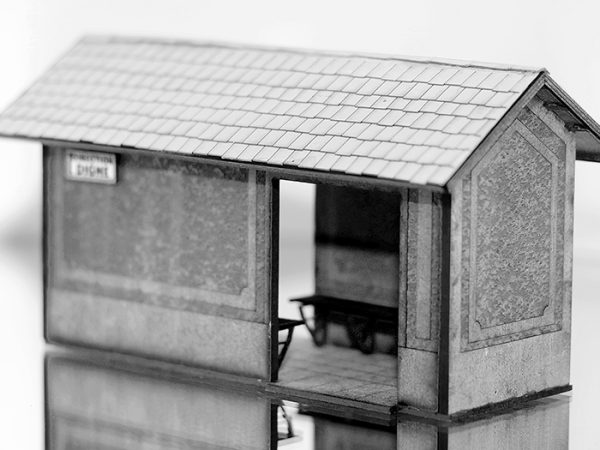 Kit ABRI BÉTON BARÊME, échelle Om, France